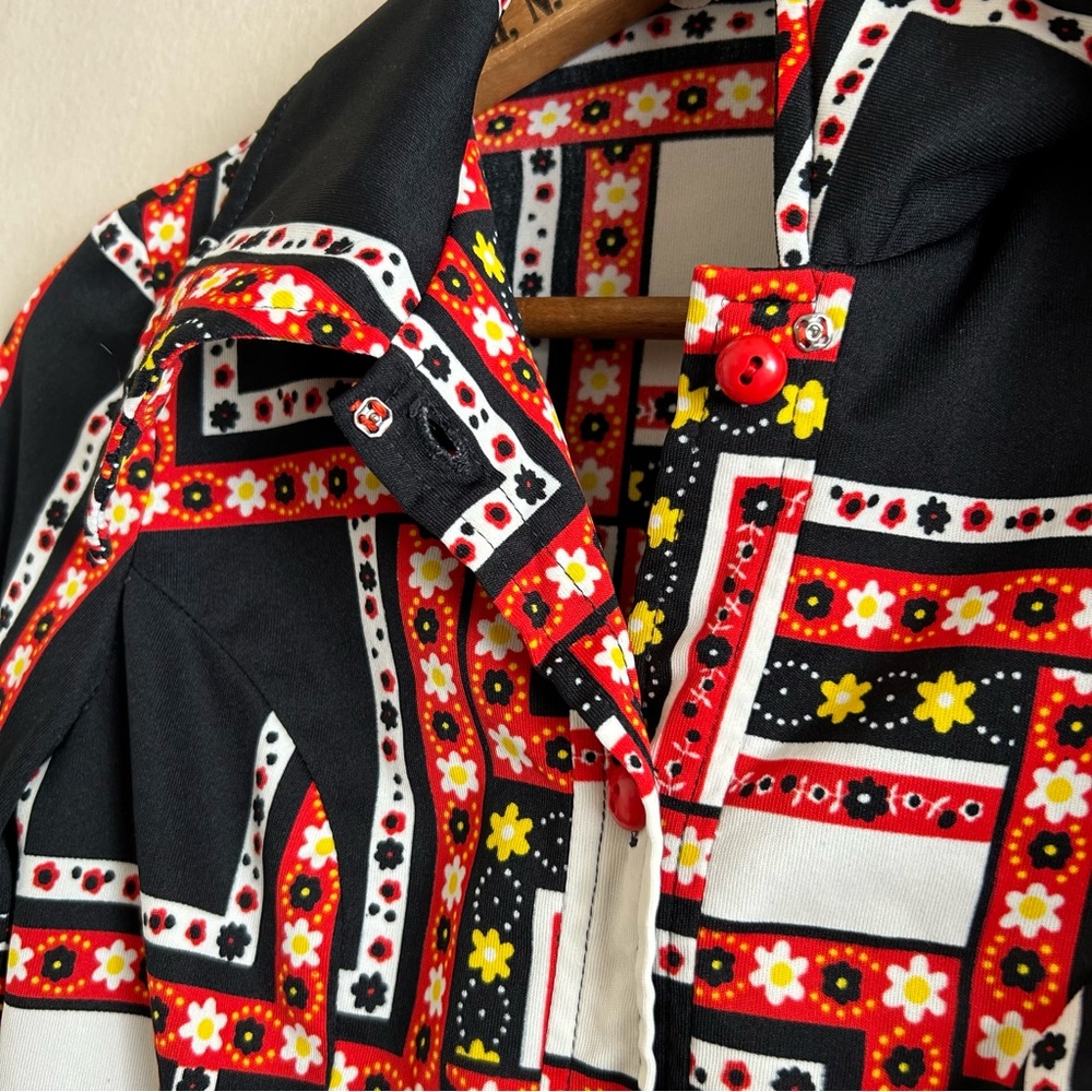 Wacky Retro Patchwork-Patterned Blouse - image 6